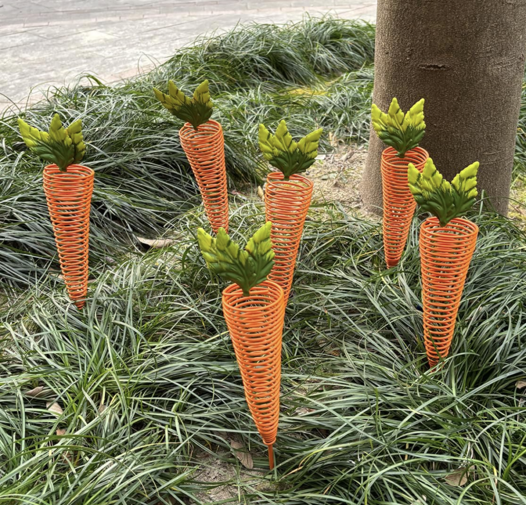Easter Iron Garden Carrot Decor Stakes!